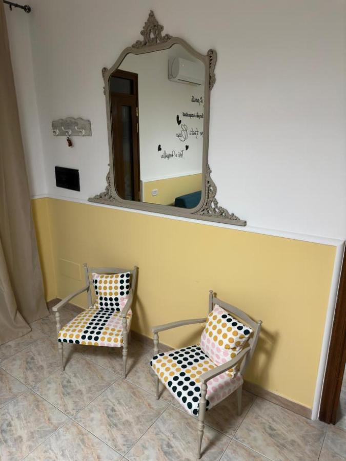 Casa Vacanze Campi Salentina Exterior foto